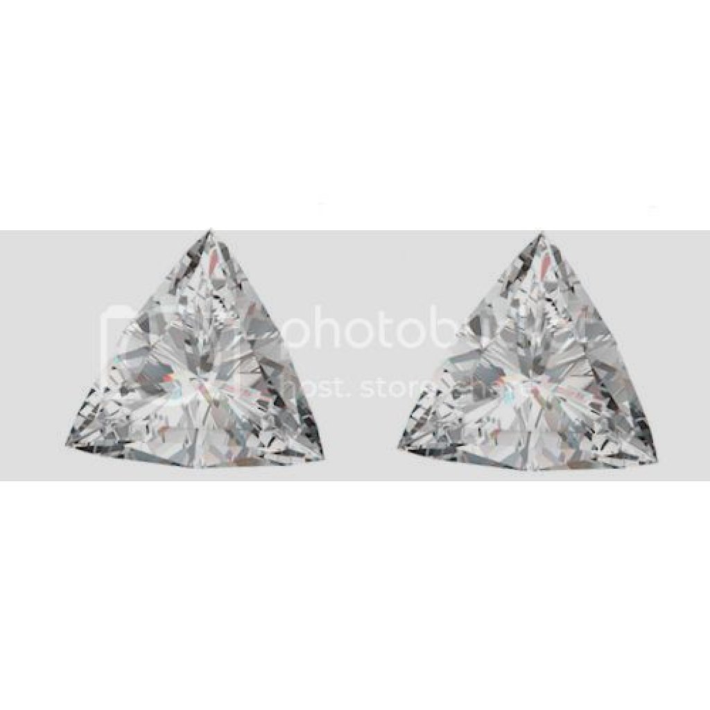 A Pair Of Triangle Loose Diamonds (0.6 Ct H I Si1 Si2) C5000087